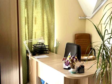 коммерческая по адресу Костомарова ул., 1-3