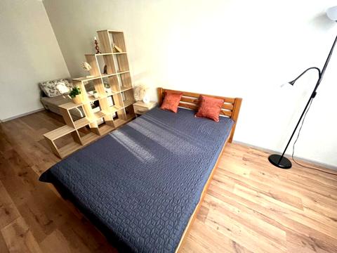 квартира за адресою Перемишльська вул. (Червонопільська), 2-Г