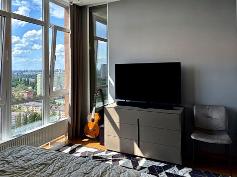 квартира за адресою Рея Бредбері вул., 2