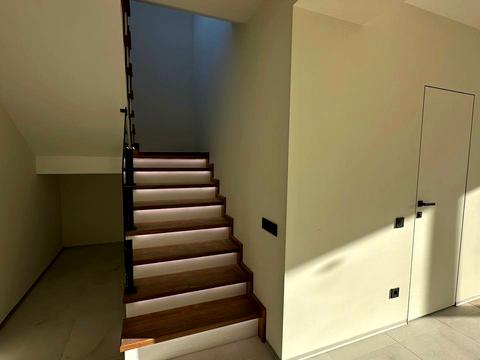 квартира за адресою Княгинин вул., (Будинок 10)