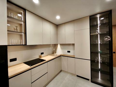 квартира за адресою Олександра Олеся вул., (Будинок 10.4)