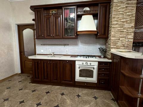 квартира за адресою Сергія Скальда вул. (Комарова), 30