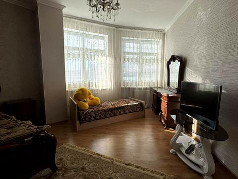 квартира за адресою Сергія Скальда вул. (Комарова), 30