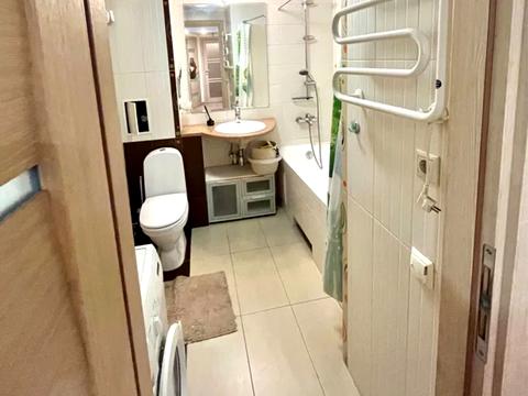 квартира за адресою Русанівська набережна вул., 10/1