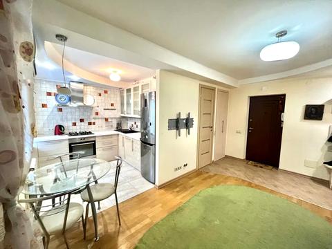 квартира за адресою Русанівська набережна вул., 10/1