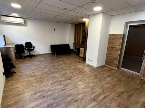 комерційна за адресою Київ, Ділова вул. (Димитрова), 2-Б