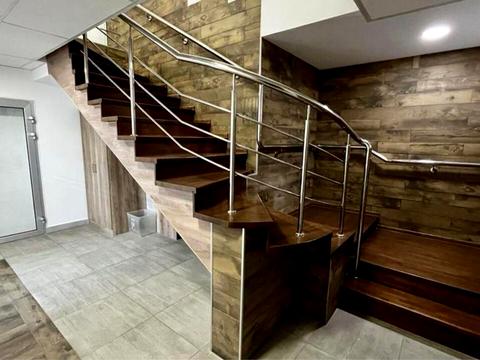 комерційна за адресою Київ, Ділова вул. (Димитрова), 2-Б