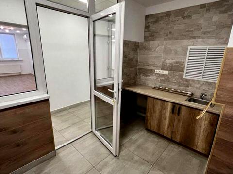 комерційна за адресою Київ, Ділова вул. (Димитрова), 2-Б