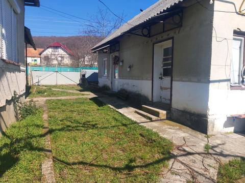 будинок за адресою Центральна