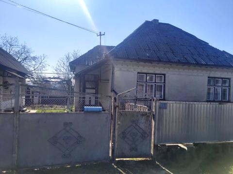 будинок за адресою Центральна