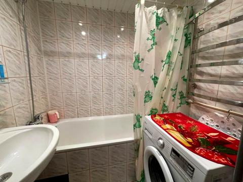 комната по адресу Червоной Калины просп., 104