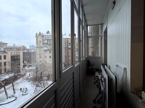 комерційна за адресою Хрещатик вул. (Kreschatic), 15