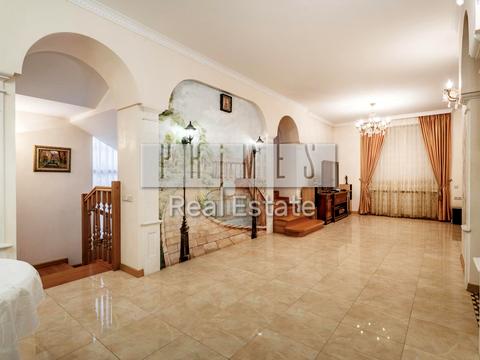 будинок за адресою Київська вул.