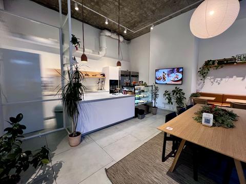 комерційна за адресою Василя Стуса вул. (Островського), 24