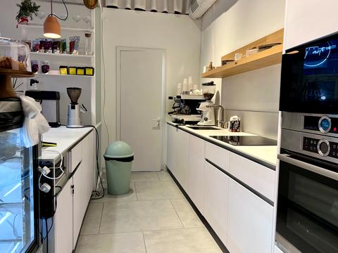 комерційна за адресою Василя Стуса вул. (Островського), 24