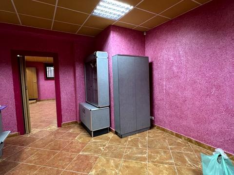 коммерческая по адресу Валовая ул., 2