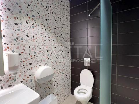 комерційна за адресою Зоологічна вул., 5