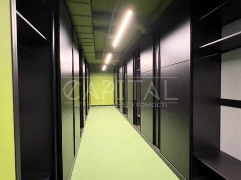 комерційна за адресою Зоологічна вул., 5