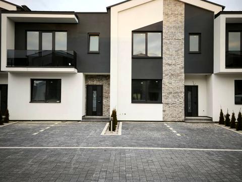 будинок за адресою Вишнева