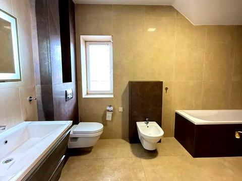 будинок за адресою Львів, Поперечна вул.