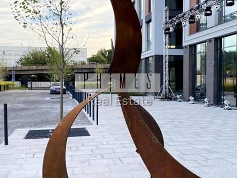 комерційна за адресою Новокостянтинівська вул., 7