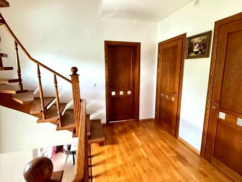 будинок за адресою Львів, Поперечна вул.