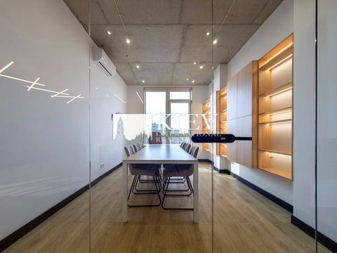 коммерческая по адресу Жилянська вул., 68