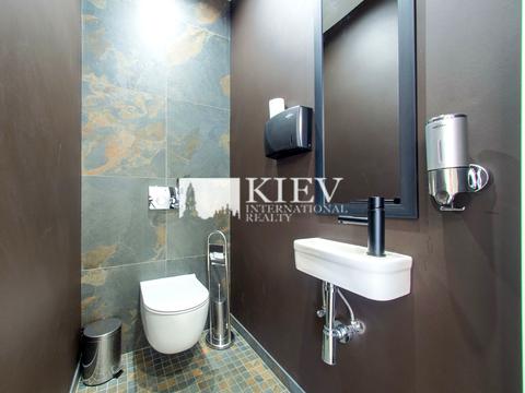 коммерческая по адресу Жилянська вул., 68