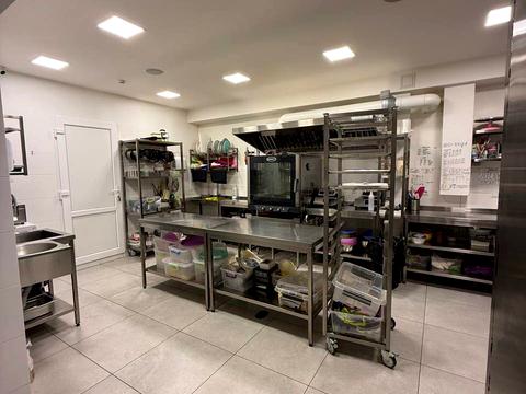 коммерческая по адресу Матейко ул., 21