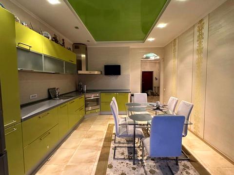 квартира за адресою Середньофонтанська вул., 19-А