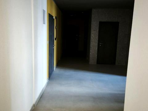 комерційна за адресою Володимира Навроцького вул., 37