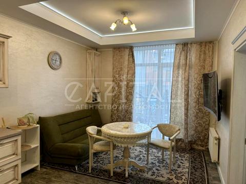 квартира за адресою Дегтярна вул., 7