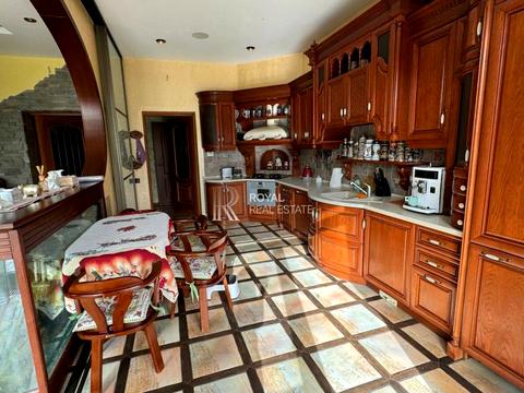 будинок за адресою Лісова вул.