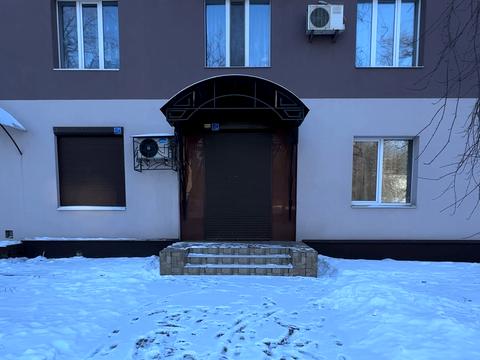 комерційна за адресою Якова Новицького вул., 3