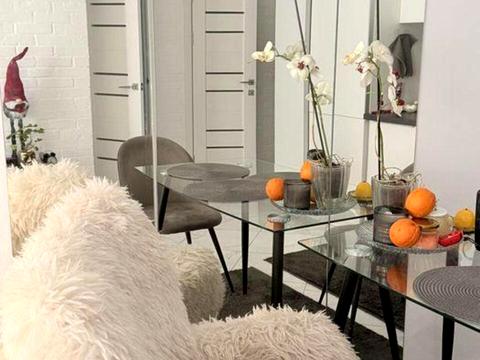 квартира за адресою Грушевського пров., 20