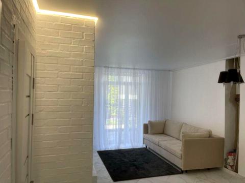 квартира за адресою Грушевського пров., 20