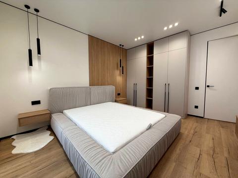 квартира за адресою Приозерна вул., 42