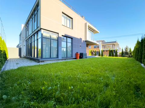 будинок за адресою с. Зубра, Івана Ґонти вул., 6Б