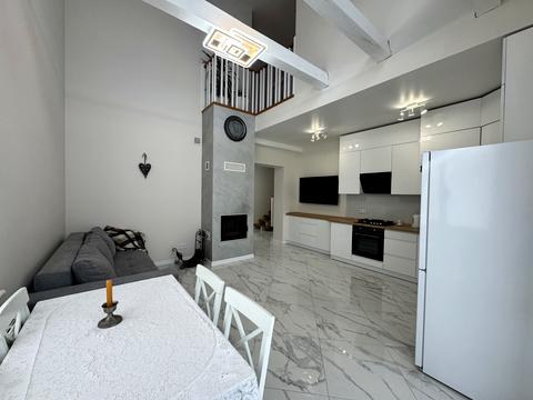 будинок за адресою смт. Брюховичі, Незалежності України вул., 18