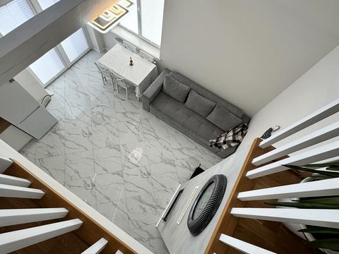 дом по адресу Независимости Украины ул., 18