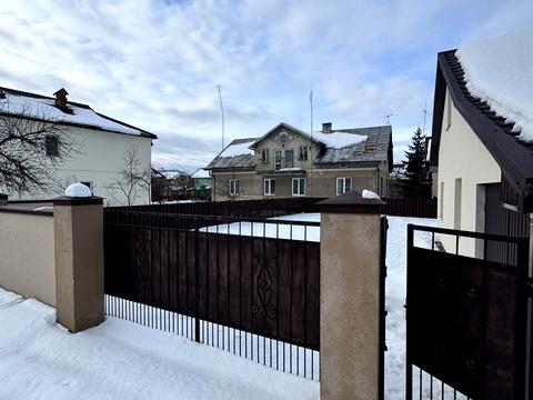 будинок за адресою смт. Брюховичі, Незалежності України вул., 18