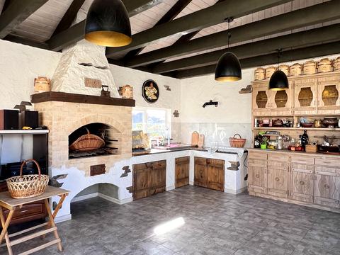 будинок за адресою Бориса Андрєєва