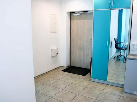 комерційна за адресою Київ, Соборності просп. (Возз'єднання), 30-А