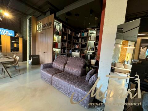 комерційна за адресою Предславинська вул., 42-А