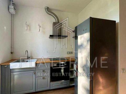 квартира за адресою Івана Світличного вул. (Петровського), 4