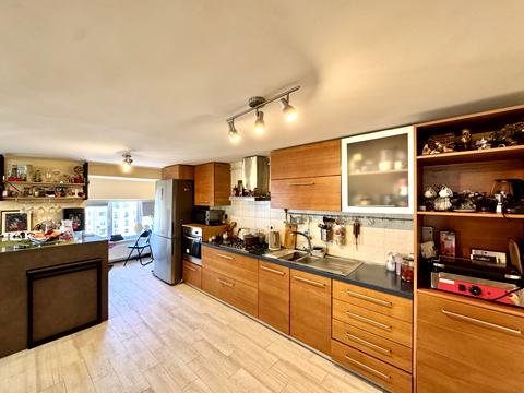 квартира по адресу Стешенко ул., 83а