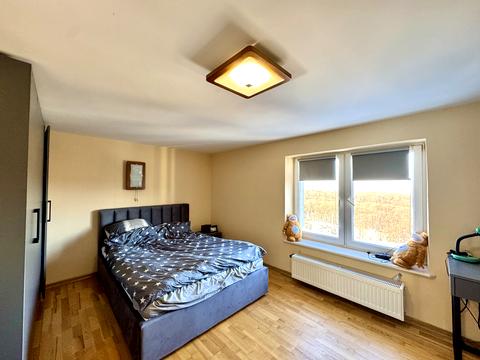 квартира по адресу Стешенко ул., 83а