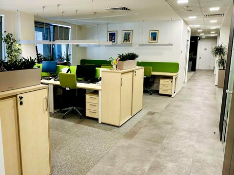 коммерческая по адресу Спортивная пл., 3