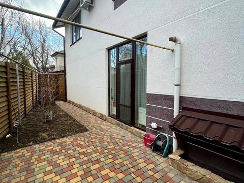 будинок за адресою Лабораторна вул.