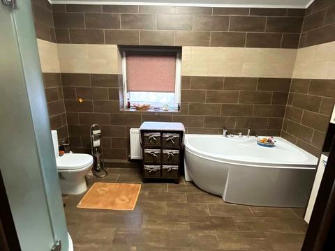 будинок за адресою Лабораторна вул.